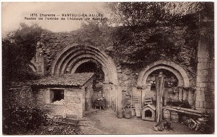 L'entrée de l'abbaye