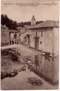 L'entrée du bourg