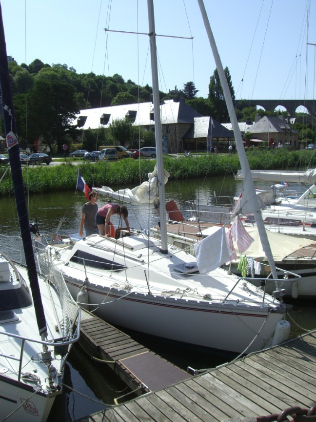 Dans le port de Dinan
