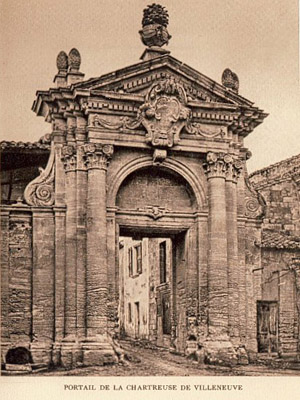 Le portail monumental avant restauration