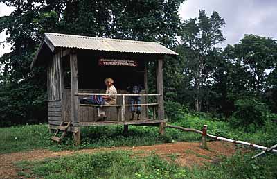 Le poste frontière  de Veunkham