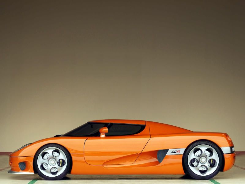 Koenigsegg_CCR%20800.jpg